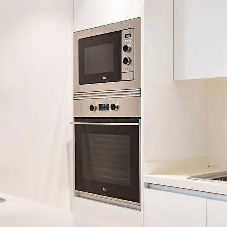 Deluxe Canteras Center *